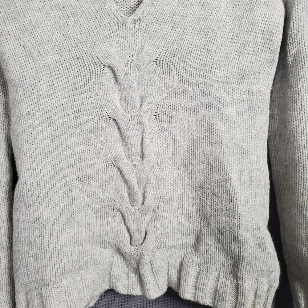 Banana Republic Womens XS Sweater Cable Knit Deep V Lambswool Cashmere Modal - Picture 9 of 11